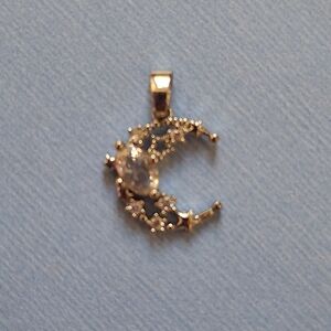 ✨ Gold Tone Crescent Moon & Stars Pendant with Crystal – Celestial Charm ✨